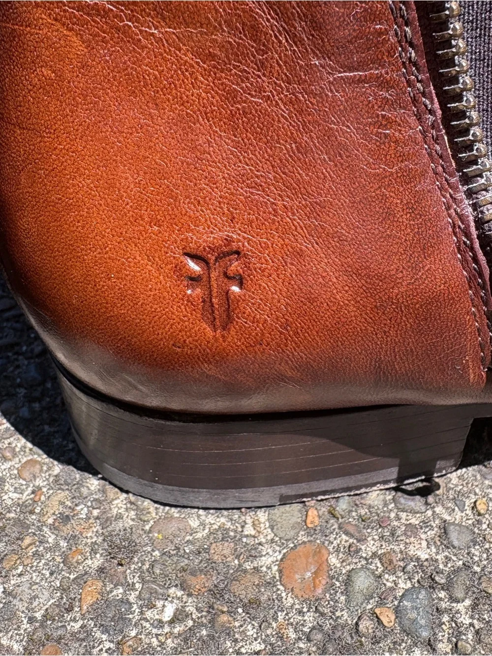 Frye size 11